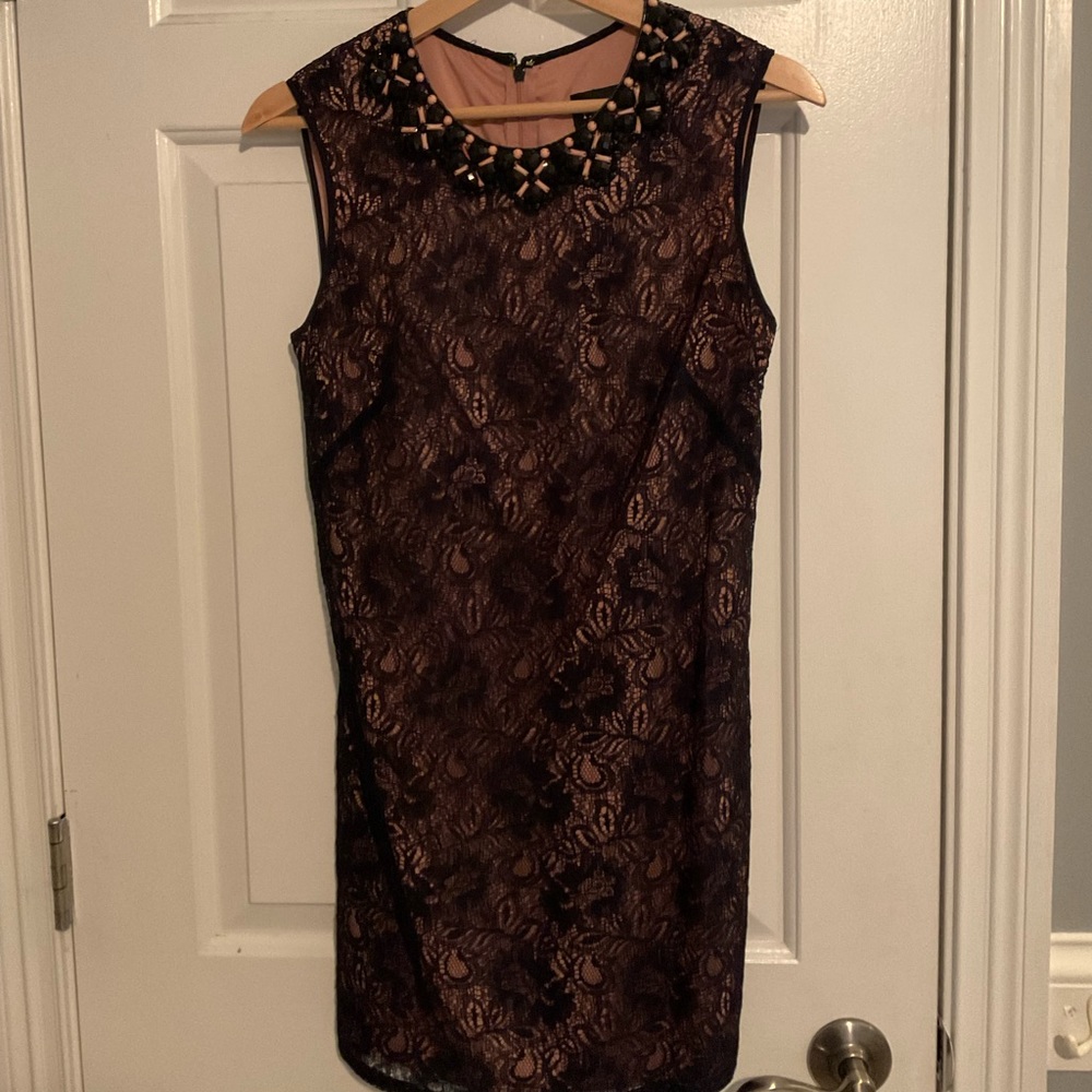 Adrianna Papell Sheik Cocktail Dress with Lace Overlay and Beading Size 4
